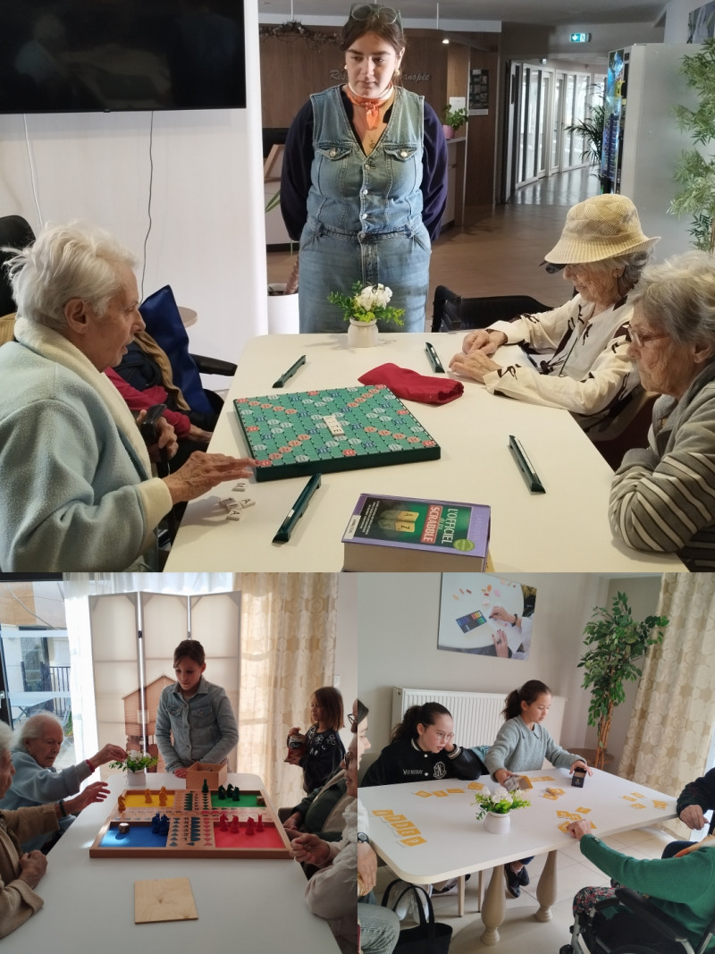 Un après-midi de convivialité à la résidence grâce aux jeunes de la paroisse.