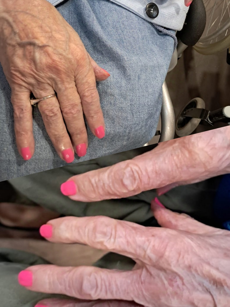 le rose jusqu'au bout des ongles